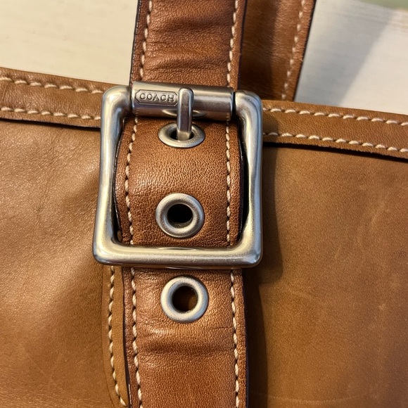 Vintage Y2K Coach Hampton Brown Leather Bucket Tote Bag - Picture 4 of 9